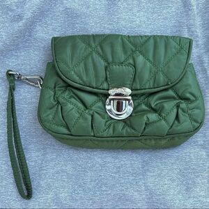 VERA BRADLEY Puffy Quilted Wristlet in Fern/Green
